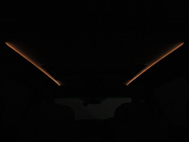 ヴェルファイアハイブリッド Ｖ　プレミアムシートエディション　（マンガンラスター塗装）（禁煙）（プレミアムサウンド）（サンルーフ）（本革電動シート）（リアエンターシステム）（８インチナビ）シートメモリ＆ヒーター　パワーバックドア　両側電動スライド　フルセグＴＶ（15枚目）