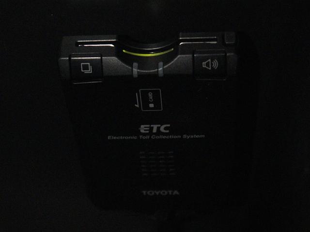 ヴェルファイア 2.4Z (ロクサーニ20インチアルミカスタム)(ダウンサス)(後席モニター)(純正ナビ)(両側電動スライドドア)フルセグ地デジTV カラーバックモニター ETC コンビハンドル クリアランスソナー オットマン(30枚目)