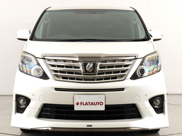 大迫力のフロントフェイスです!状態は非常にいいですが、コーティング施工により更なる質感をご提供できます。プランは数多く御座いますので、お気軽にお申し付けください!