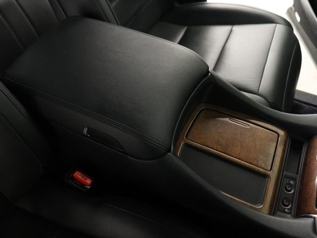 アルファード 3.5エグゼクティブラウンジ (禁煙車)(モデリスタカスタム)(サンルーフ)(本革電動シート)(プリクラッシュ/レーダークルーズ)(JBL)9インチナビ リアエンターシステム シートヒーター&エアコン 両側電動スライド ETC(28枚目)