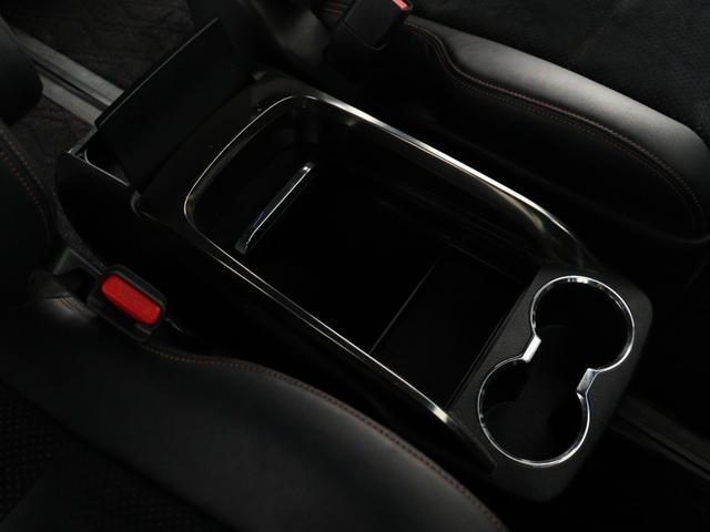 アルファード 2.5S Aパッケージ タイプブラック (禁煙車)(ALPINE製11インチナビ)(モデリスタカスタム)(プリクラッシュ)(レーダークルーズ)ハーフレザーシート パワーバックドア クリアランスソナー オットマン フルフラット ETC(24枚目)