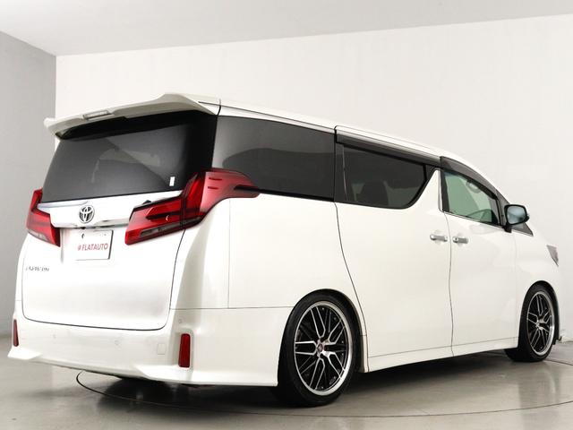 アルファード 2.5S Cパッケージ (禁煙車)(黒革電動シート)(20インチアルミ&車高調)(サンルーフ)(ディスプレイオーディオ)(プリクラッシュ/レーダークルーズ/LTA)シートヒーター&ベンチレーション 後席モニター 両側電動(11枚目)