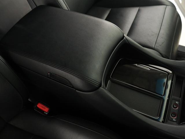 TOYOTA ALPHARD HYBRID SR C PACKAGE