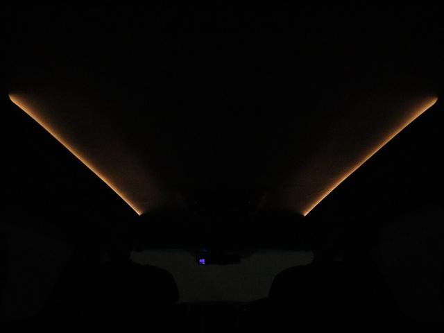 ヴェルファイア ２．４Ｚ　Ｇエディション　（ＡＬＰＩＮＥ製９インチナビ）（後席モニター）（電動シート）（パワーバックドア）両側電動スライドドア　シートメモリー　ＥＴＣ　クルコン　フルセグＴＶ　Ｂｌｕｅｔｏｏｔｈ接続　バックカメラ　オットマン（15枚目）