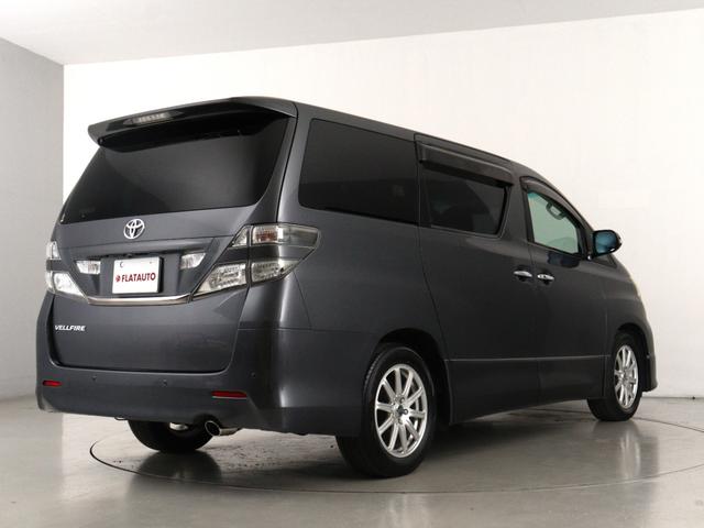 ヴェルファイア ２．４Ｚ　プラチナムセレクション　（ワンオーナー）（禁煙車）（黒革調シートカバー）（後席モニター）（純正ナビ）（特別仕様車）フルセグＴＶ　Ｂｌｕｅｔｏｏｔｈ接続　両側電動スライドドア　パワーバックドア　ＥＴＣ　バックカメラ　オットマン（10枚目）