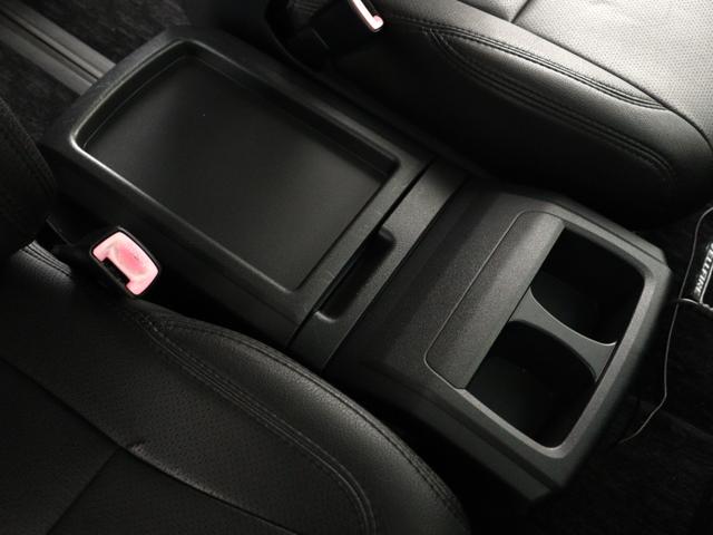 ヴェルファイア ２．４Ｚ　プラチナムセレクション　（ワンオーナー）（禁煙車）（黒革調シートカバー）（後席モニター）（純正ナビ）（特別仕様車）フルセグＴＶ　Ｂｌｕｅｔｏｏｔｈ接続　両側電動スライドドア　パワーバックドア　ＥＴＣ　バックカメラ　オットマン（20枚目）