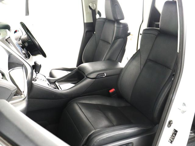 ヴェルファイア ２．５Ｚ　Ｇエディション　（禁煙車）（サンルーフ）（純正１０インチナビ）（黒革電動シート）（ＬＴＡ／プリクラッシュ／レーダークルーズ）後席モニター　シートヒーター＆ベンチレーション　パワーバックドア　両側電動スライド　ＥＴＣ（21枚目）