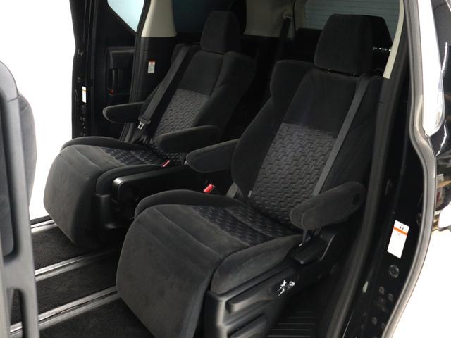アルファード 2.5S Aパッケージ (禁煙車)(ツインサンルーフ)(純正9インチナビ)(両側電動スライドドア)フルセグ地デジTV Bluetooth接続 カラーバックモニター ETC クルーズコントロール オットマン クリアランスソナー(17枚目)