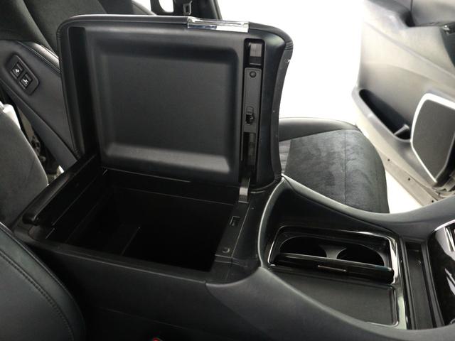 ヴェルファイア 2.5Z Gエディション (禁煙車)(サンルーフ)(ALPINE製11インチナビ)(後席モニター)Bluetooth パワーバックドア 電動シート 両側電動スライド ハーフレザーシート プリクラッシュ レーダークルーズ(24枚目)