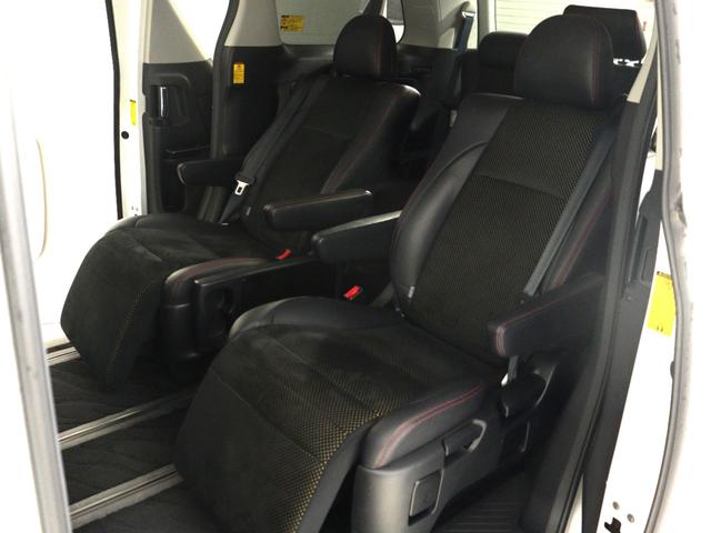 ヴェルファイア 2.4Z ゴールデンアイズII (禁煙車)(純正8インチナビ)(大画面後席モニター)(特別仕様車)(ハーフレザー)クルコン ETC パワーバックドア 両側電動スライドドア フルセグTV Bluetooth バックカメラ コンセント付(4枚目)