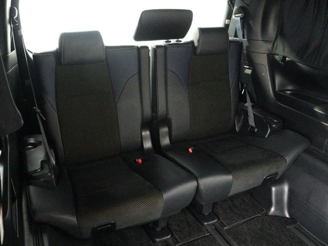 ヴェルファイア 2.5Z Aエディション ゴールデンアイズ (純正9インチナビ)(後席モニター)(ハーフレザー)(特別仕様車)(コンセント付)パワーバックドア 両側電動スライドドア ETC フルセグTV Bluetooth接続 バックカメラ クリアランスソナー(19枚目)