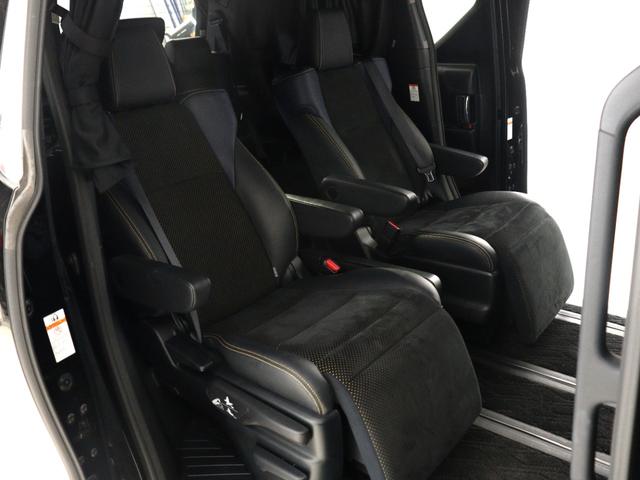ヴェルファイア 2.5Z Aエディション ゴールデンアイズ (純正9インチナビ)(後席モニター)(ハーフレザー)(特別仕様車)(コンセント付)パワーバックドア 両側電動スライドドア ETC フルセグTV Bluetooth接続 バックカメラ クリアランスソナー(20枚目)