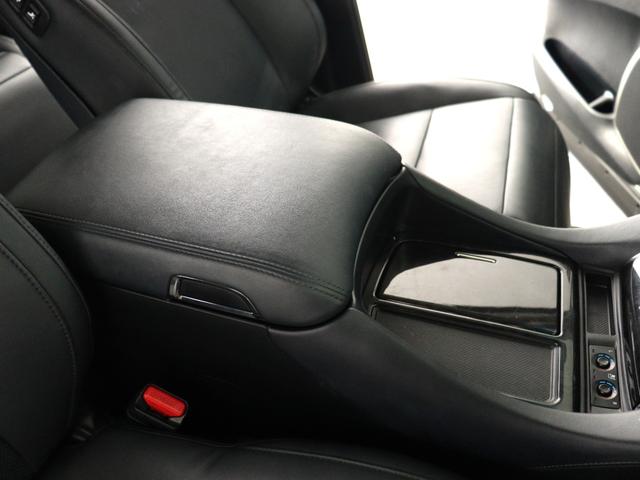 ヴェルファイア ２．５Ｚ　Ｇエディション　（モデリスタエアロ）（１０インチナビ）（後席モニター）（黒革電動シート）（ＬＴＡ／レーダークルーズ）プリクラッシュ　ＥＴＣ　フルセグＴＶ　パワーバックドア　両側電動スライド　シートメモリ　コンセント付（25枚目）