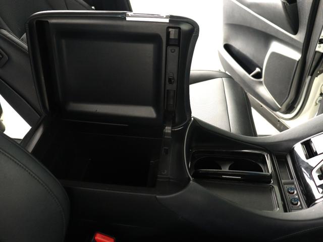 ヴェルファイア ２．５Ｚ　Ｇエディション　（モデリスタエアロ）（１０インチナビ）（後席モニター）（黒革電動シート）（ＬＴＡ／レーダークルーズ）プリクラッシュ　ＥＴＣ　フルセグＴＶ　パワーバックドア　両側電動スライド　シートメモリ　コンセント付（26枚目）