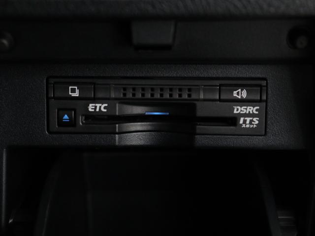 【ビルトインＥＴＣ】見た目を損なうことなく配置されたＥＴＣは高速利用時に大活躍です！