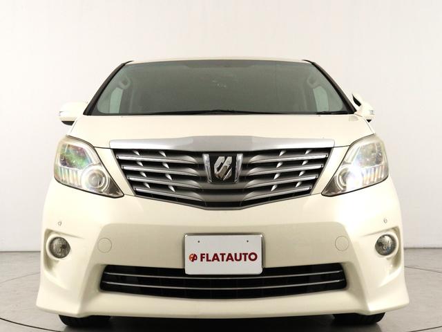 アルファード ２４０ＳプライムセレクションＩＩタイプゴルドＩＩ　（特別仕様車）（禁煙車）（ワンオーナー）（ＡＬＰＩＮＥ製８インチナビ）（後席モニター）（電動シート）パワーバックドア　アルカンターラシート　両側電動スライド　クリアランスソナー　オットマン　ＥＴＣ（6枚目）