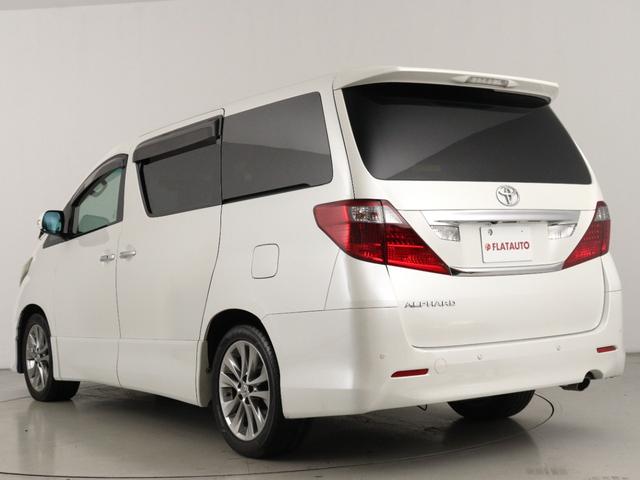 アルファード ２４０Ｓ　プライムセレクションＩＩ　（禁煙車）（プレミアムサウンド）（リアエンターシステム）（黒革調シートカバー）（特別仕様車）フルセグＴＶ　Ｂｌｕｅｔｏｏｔｈ接続　パワーバックドア　両側電動スライド　ＥＴＣ　バックカメラ　コンセント付（9枚目）