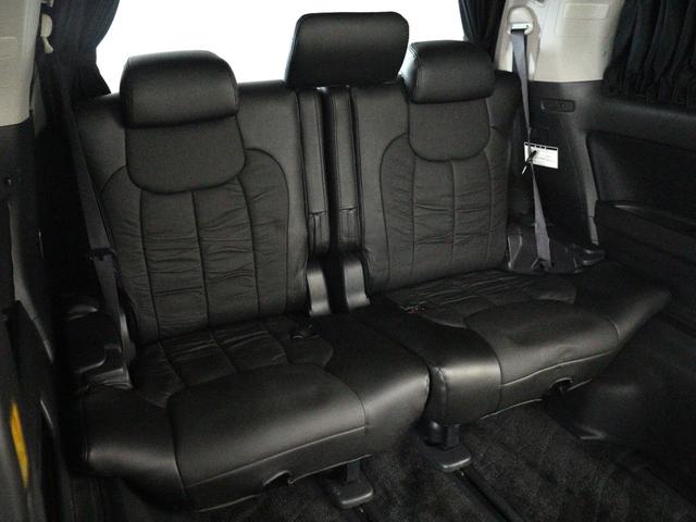 アルファード ２４０Ｓ　プライムセレクションＩＩ　（禁煙車）（プレミアムサウンド）（リアエンターシステム）（黒革調シートカバー）（特別仕様車）フルセグＴＶ　Ｂｌｕｅｔｏｏｔｈ接続　パワーバックドア　両側電動スライド　ＥＴＣ　バックカメラ　コンセント付（17枚目）