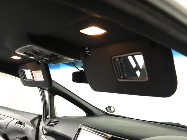 身だしなみを整える時に便利なバニティミラーです♪