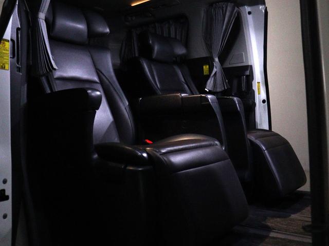 アルファードハイブリッド SR プレミアムシートパッケージ (4WD)(サンルーフ)(本革電動シート)(プレミアムサウンド)(リアエンターシステム)シートヒーター&メモリー パワーバックドア シートエアコン 純正8インチナビ クルコン ETC(4枚目)