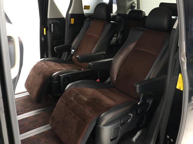 アルファード 240S タイプゴールド (禁煙車)(純正8インチナビ)(大画面後席モニター)(20インチアルミ)(車高調)(特別仕様車)ハーフレザー クルコン パワーバックドア 両側電動スライドドア ETC フルセグTV Bluetooth(18枚目)