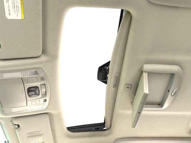 【ツインサンルーフ】サンルーフ装備車両！高級感もアップ、大人気オプション解放感溢れる快適なドライブをお楽しみください♪