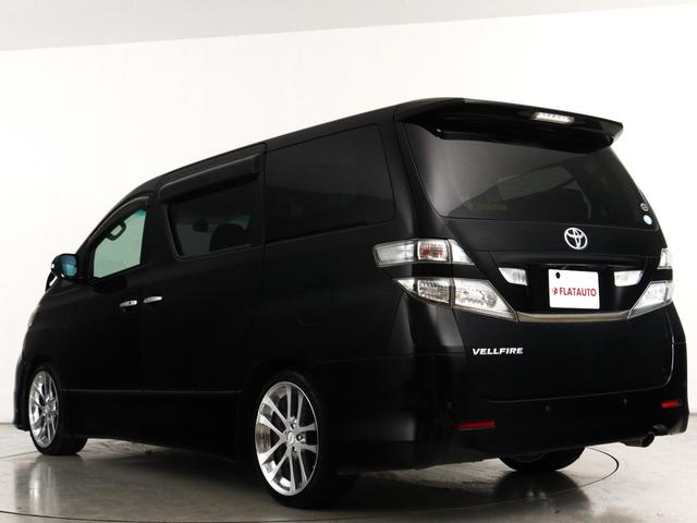 ヴェルファイア ２．４Ｚ　プラチナセレクションＩＩ　（禁煙車）（サンルーフ）（特別仕様車）（後席モニター）（Ｂｌｕｅｔｏｏｔｈ対応ナビ）フルセグ　バックカメラ　両側電動スライド　パワーバックドア　アルカンターラシート　クリアランスソナー　オットマン（8枚目）