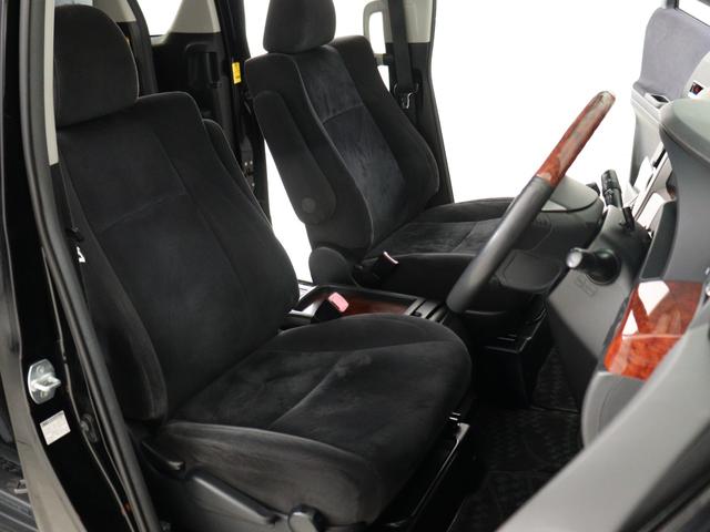 ヴェルファイア ２．４Ｚ　プラチナセレクションＩＩ　（禁煙車）（サンルーフ）（特別仕様車）（後席モニター）（Ｂｌｕｅｔｏｏｔｈ対応ナビ）フルセグ　バックカメラ　両側電動スライド　パワーバックドア　アルカンターラシート　クリアランスソナー　オットマン（18枚目）