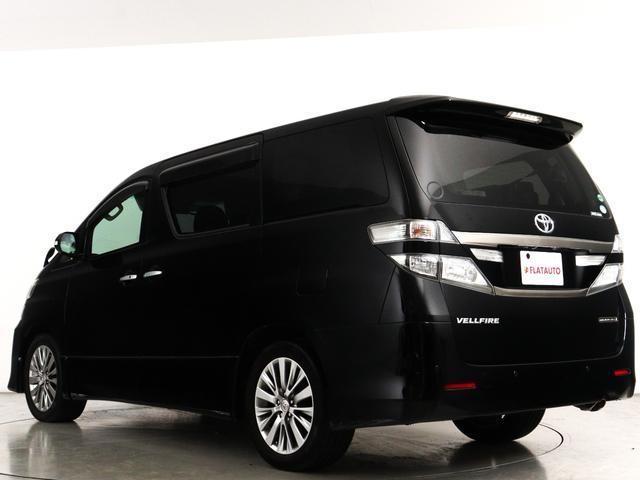 ヴェルファイア ２．４Ｚ　ゴールデンアイズＩＩ　（禁煙車）（純正９インチナビ）（ハーフレザーシート）（パワーバックドア）クルコン　両側電動スライド　ＡＣ１００Ｖ　Ｂｌｕｅｔｏｏｔｈ接続　フルセグ　バックカメラ　クリアランスソナー　ＥＴＣ（9枚目）