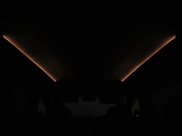 ヴェルファイア ２．４Ｚ　ゴールデンアイズＩＩ　（禁煙車）（純正９インチナビ）（ハーフレザーシート）（パワーバックドア）クルコン　両側電動スライド　ＡＣ１００Ｖ　Ｂｌｕｅｔｏｏｔｈ接続　フルセグ　バックカメラ　クリアランスソナー　ＥＴＣ（18枚目）