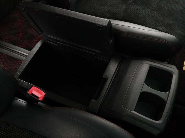 ヴェルファイア ２．４Ｚ　ゴールデンアイズＩＩ　（禁煙車）（純正９インチナビ）（ハーフレザーシート）（パワーバックドア）クルコン　両側電動スライド　ＡＣ１００Ｖ　Ｂｌｕｅｔｏｏｔｈ接続　フルセグ　バックカメラ　クリアランスソナー　ＥＴＣ（26枚目）