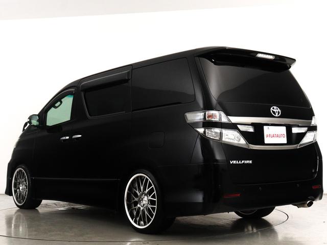 ヴェルファイア ２．４Ｚ　ゴールデンアイズ　（禁煙車）（特別仕様車）（ＡＬＰＩＮＥ製８インチナビ）（後席モニター）ハーフレザーシート　ダウンサス　２０インチアルミ　両側電動スライド　パワーバックドア　クリアランスソナー　オットマン　ＥＴＣ（9枚目）