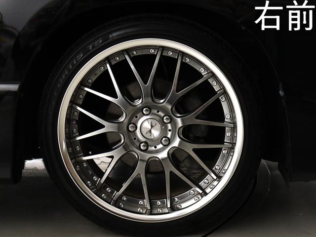 ヴェルファイア ２．４Ｚ　ゴールデンアイズ　（禁煙車）（特別仕様車）（ＡＬＰＩＮＥ製８インチナビ）（後席モニター）ハーフレザーシート　ダウンサス　２０インチアルミ　両側電動スライド　パワーバックドア　クリアランスソナー　オットマン　ＥＴＣ（13枚目）