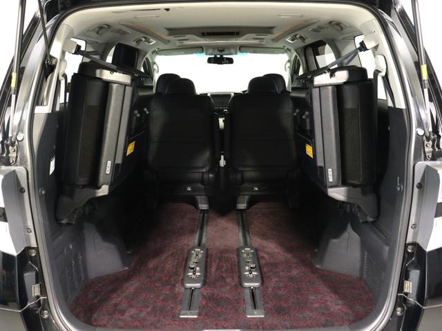 ヴェルファイア ２．４Ｚ　ゴールデンアイズＩＩ　（禁煙車）（サンルーフ）（プレミアムサウンド）（リアエンターシステム）（特別仕様車）クルコン　パワーバックドア　両側電動スライド　ＥＴＣ　フルセグＴＶ　Ｂｌｕｅｔｏｏｔｈ接続　バックカメラ　オットマン（13枚目）