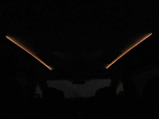 ヴェルファイア ２．４Ｚ　ゴールデンアイズＩＩ　（禁煙車）（サンルーフ）（プレミアムサウンド）（リアエンターシステム）（特別仕様車）クルコン　パワーバックドア　両側電動スライド　ＥＴＣ　フルセグＴＶ　Ｂｌｕｅｔｏｏｔｈ接続　バックカメラ　オットマン（14枚目）