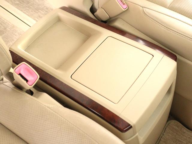 アルファード ３５０Ｇ　Ｌパッケージ　（サンルーフ）（プレミアムサウンド）（モデリスタエアロカスタム）（本革電動シート）（リアエンターシステム）シートメモリー＆ヒーター　クルコン　ＥＴＣ　フルセグＴＶ　パワーバックドア　両側電動スライド（26枚目）