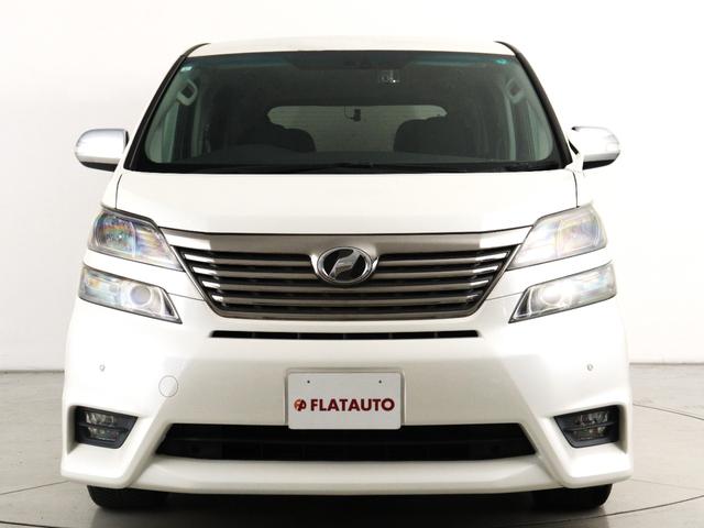 ヴェルファイア ２．４Ｚ　プラチナセレクションＩＩ　タイプゴールド　（特別仕様車）（禁煙車）（ＡＬＰＩＮＥ製８インチナビ）（後席モニター）（パワーバックドア）アルカンターラシート　両側電動スライド　クリアランスソナー　オットマン　フルフラット　スマートキー　ＥＴＣ（6枚目）