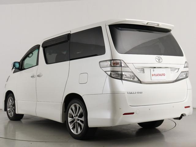 ヴェルファイア ２．４Ｚ　プラチナセレクションＩＩ　タイプゴールド　（特別仕様車）（禁煙車）（ＡＬＰＩＮＥ製８インチナビ）（後席モニター）（パワーバックドア）アルカンターラシート　両側電動スライド　クリアランスソナー　オットマン　フルフラット　スマートキー　ＥＴＣ（8枚目）
