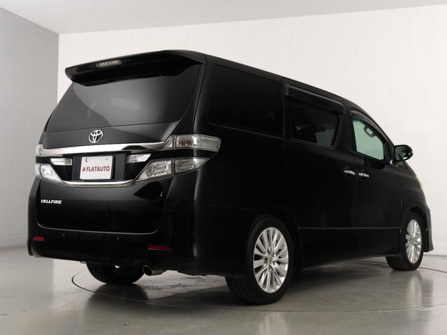 当店では、厳選された車両のみ展示しております。アルファード・ヴェルファイアに特化した専門店ならではの豊富な在庫の中から、お気に入りの一台をお探しください！