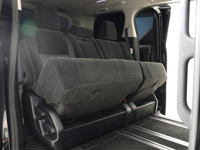アルファード ２．５Ｓ　（禁煙車）（８人乗り）（フルフラットシート）（１０インチナビ）（後席モニター）（両側電動パワースライドドア）ＥＴＣ　フルセグ地デジＴＶ　Ｂｌｕｅｔｏｏｔｈ接続　カラーバックモニター　クリアランスソナー（17枚目）