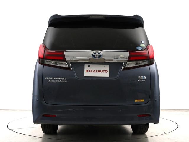 前後ドライブレコーダーもお取り付けできます！安心安全なカーライフには必需品ですね！