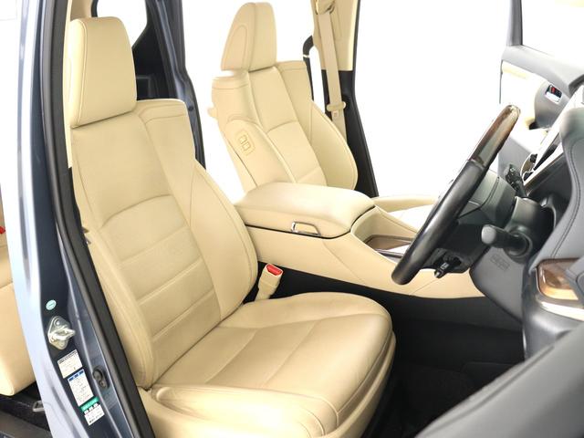 （電動シート）運転席８ウェイパワーシート！シートメモリー機能付き！上級グレードならではの贅沢装備で人気装備となります。