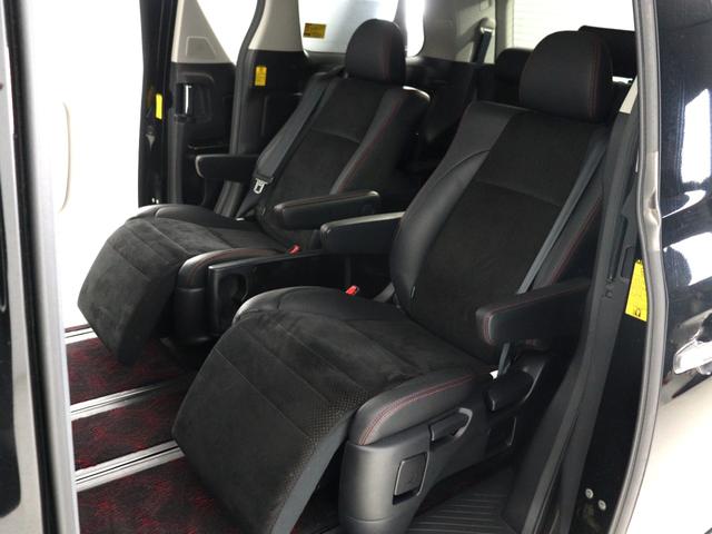 ヴェルファイア ２．４Ｚ　ゴールデンアイズ　（禁煙車）（プレミアムサウンド）（リアエンターシステム）（特別仕様車）（ハーフレザー）クルコン　パワーバックドア　両側電動スライドドア　ＥＴＣ　フルセグ　Ｂｌｕｅｔｏｏｔｈ　バックカメラ　コンセント付（4枚目）