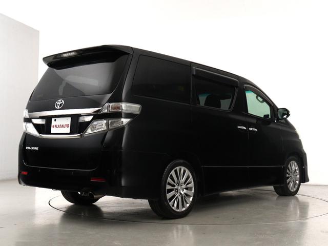 ヴェルファイア ２．４Ｚ　ゴールデンアイズ　（禁煙車）（プレミアムサウンド）（リアエンターシステム）（特別仕様車）（ハーフレザー）クルコン　パワーバックドア　両側電動スライドドア　ＥＴＣ　フルセグ　Ｂｌｕｅｔｏｏｔｈ　バックカメラ　コンセント付（11枚目）