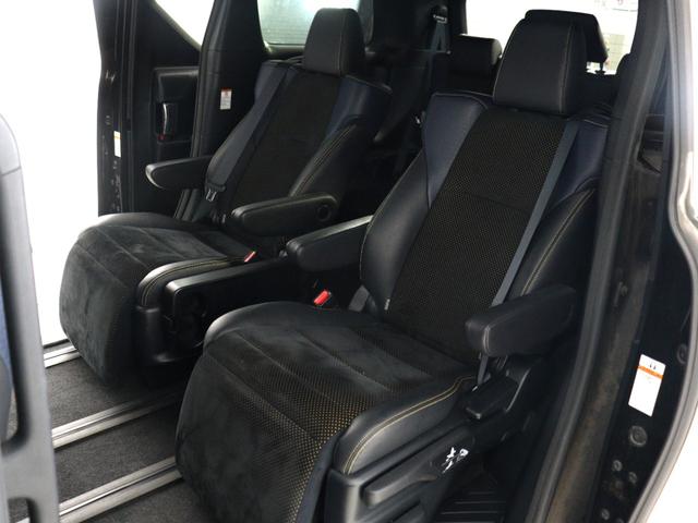 ヴェルファイア ２．５Ｚ　Ａエディション　ゴールデンアイズ　（禁煙車）（１０インチナビ）（後席モニター）（特別仕様車）（ハーフレザーシート）クルコン　パワーバックドア両側　電動スライドドア　ＥＴＣ　フルセグＴＶ　Ｂｌｕｅｔｏｏｔｈ接続　バックカメラ　オットマン（4枚目）