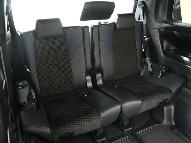 ヴェルファイア ２．５Ｚ　Ａエディション　ゴールデンアイズ　（禁煙車）（１０インチナビ）（後席モニター）（特別仕様車）（ハーフレザーシート）クルコン　パワーバックドア両側　電動スライドドア　ＥＴＣ　フルセグＴＶ　Ｂｌｕｅｔｏｏｔｈ接続　バックカメラ　オットマン（17枚目）