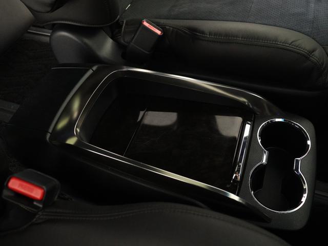 ヴェルファイア ２．５Ｚ　Ａエディション　ゴールデンアイズ　（禁煙車）（ワンオーナー）（サンルーフ）（純正９インチナビ）（黒革調シートカバー）（特別仕様車）１００Ｖコンセント付　パワーバックドア　両側電動ドア　ＥＴＣ　フルセグＴＶ　Ｂｌｕｅｔｏｏｔｈ　クルコン（23枚目）