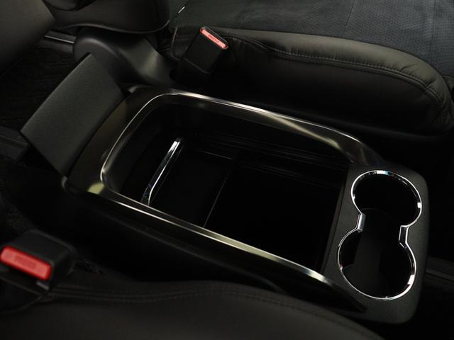 ヴェルファイア ２．５Ｚ　Ａエディション　ゴールデンアイズ　（禁煙車）（ワンオーナー）（サンルーフ）（純正９インチナビ）（黒革調シートカバー）（特別仕様車）１００Ｖコンセント付　パワーバックドア　両側電動ドア　ＥＴＣ　フルセグＴＶ　Ｂｌｕｅｔｏｏｔｈ　クルコン（24枚目）