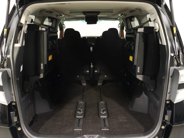 ヴェルファイア ２．４Ｚ　プラチナセレクションＩＩ　（サンルーフ）（ＡＬＰＩＮＥ製８インチナビ）（後席モニター）（社外エアロカスタム）（車高調＆２０インチアルミカスタム）（特別仕様車）パワーバックドア　両側電動スライドドア　ＥＴＣ　フルセグＴＶ　ＥＴＣ（15枚目）