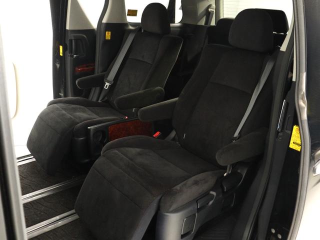 ヴェルファイア ２．４Ｚ　プラチナセレクションＩＩ　（サンルーフ）（ＡＬＰＩＮＥ製８インチナビ）（後席モニター）（社外エアロカスタム）（車高調＆２０インチアルミカスタム）（特別仕様車）パワーバックドア　両側電動スライドドア　ＥＴＣ　フルセグＴＶ　ＥＴＣ（20枚目）